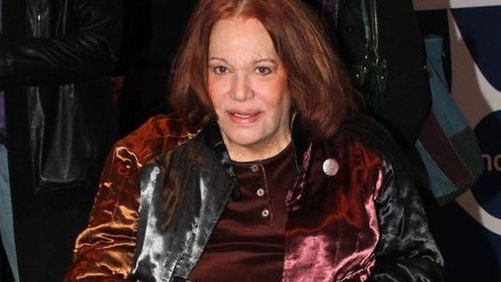 Συγκίνησε η Μαίρη Χρονοπούλου – Τραγούδησε με τον Πλούταρχο και αποθεώθηκε –  ΒΙΝΤΕΟ