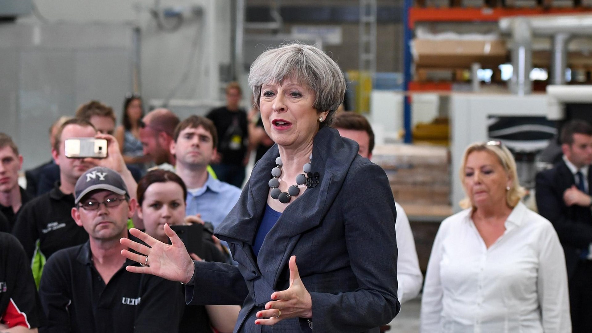 Έτσι σχεδίαζαν να δολοφονήσουν την Τερέζα Μέι