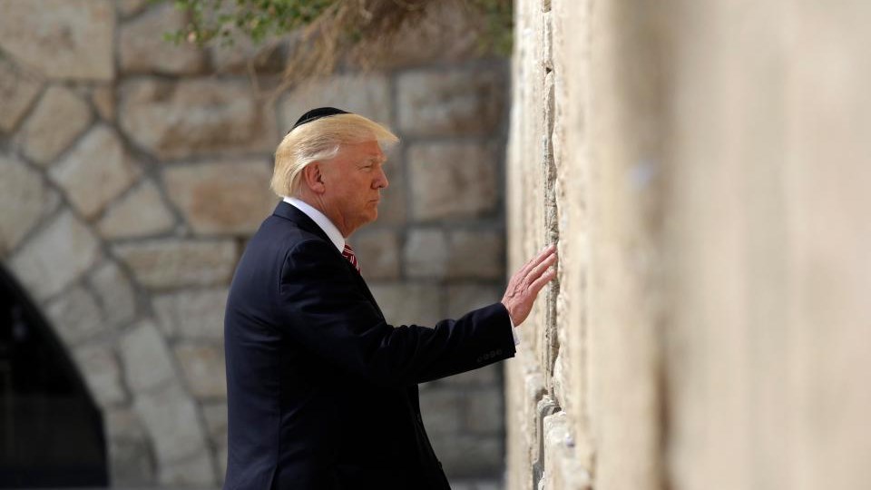 Απασφάλισε ο Τραμπ: Σήμερα θα αναγνωρίσει την Ιερουσαλήμ ως πρωτεύουσα του Ισραήλ