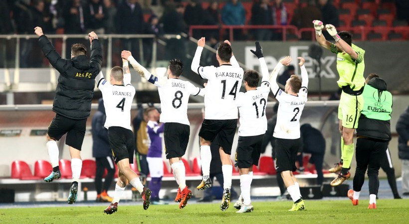 Δείτε πως πανηγύρισαν στα αποδυτήρια οι παίκτες της ΑΕΚ – ΒΙΝΤΕΟ