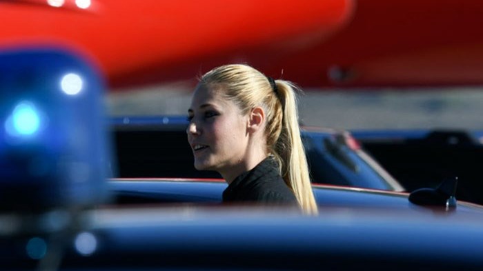 Δείτε την πανέμορφη αστυνομικό από τη Λαμία που ήταν ο φύλακας-άγγελος του Ερντογάν – ΦΩΤΟ