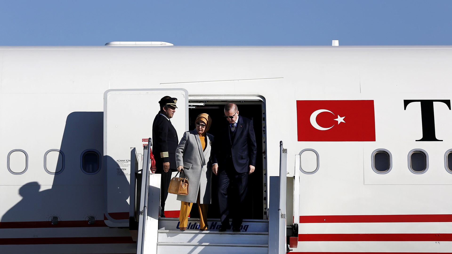 ΑΠΕΥΘΕΙΑΣ: Καρέ- καρέ η επίσκεψη του Ερντογάν στη Θράκη