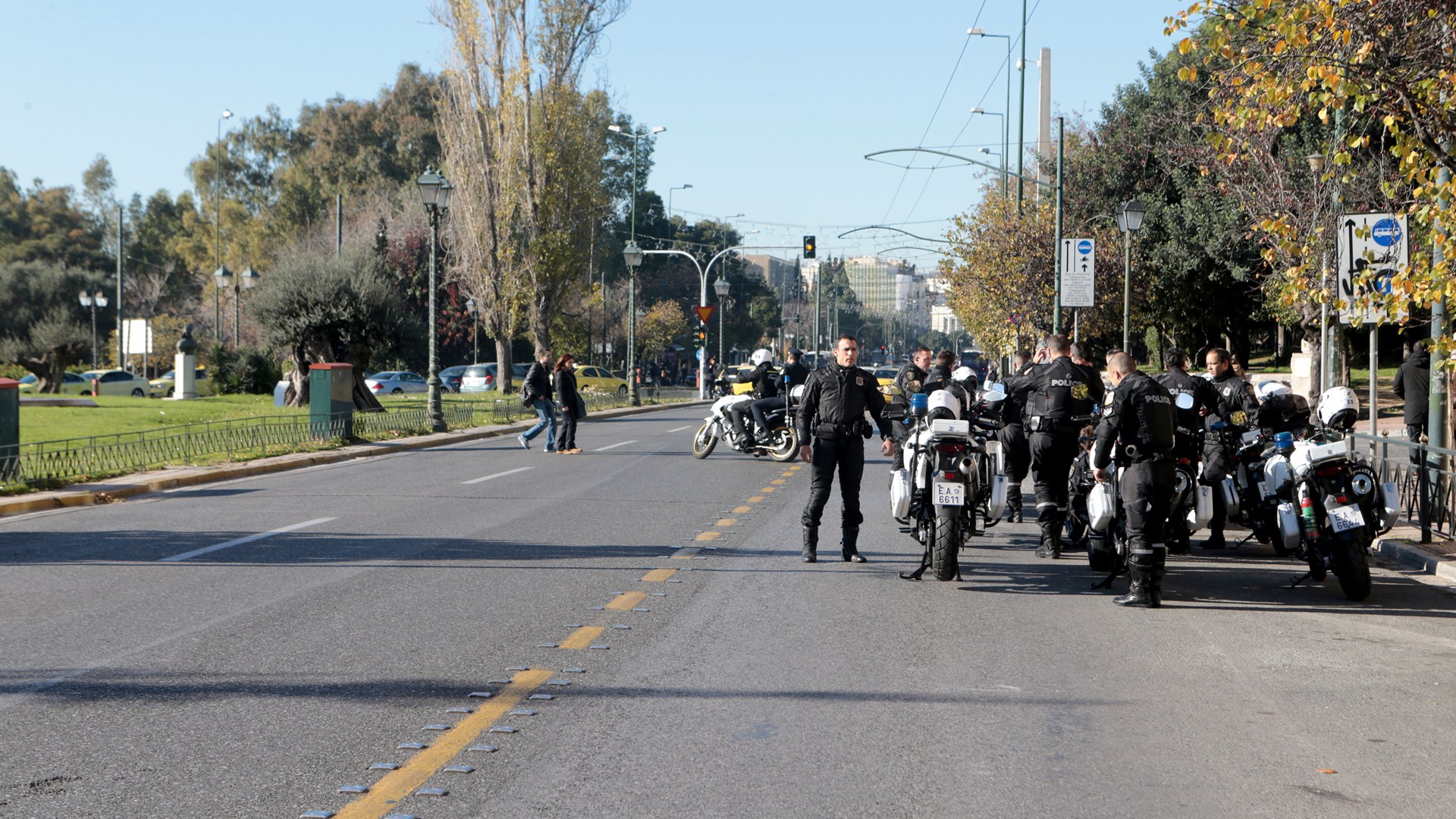 Έκλεισαν οι δρόμοι απ’ όπου θα περάσει η αυτοκινητοπομπή του Ερντογάν – ΤΩΡΑ
