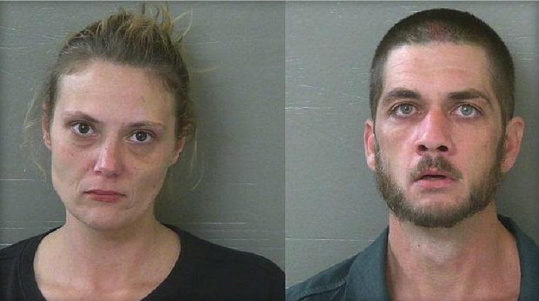 Αυτοί είναι οι γονείς που άφησαν το παιδί τους για 2 μήνες σε τροχόσπιτο χωρίς φαγητό