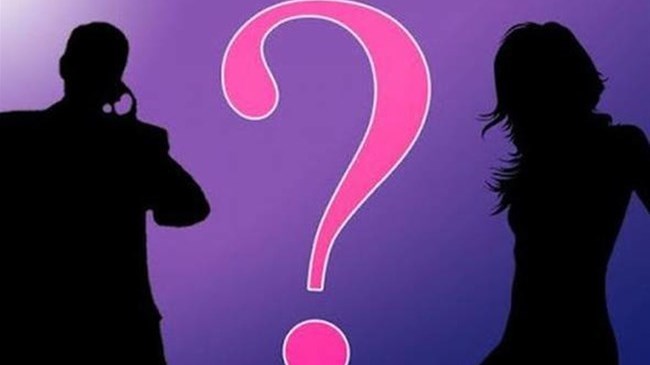 Διάσημος Έλληνας ηθοποιός πήγε με την αγαπημένη του σε μουσείο του σεξ – ΒΙΝΤΕΟ