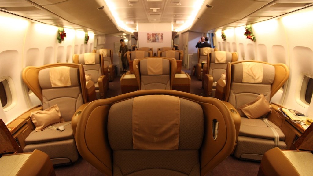 Αυτό είναι το κόλπο για να ταξιδέψετε στην πρώτη θέση χωρίς να την πληρώσετε