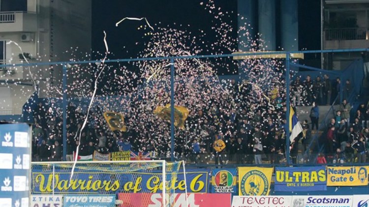 Το πανό των φίλων του Παναιτωλικού στη μνήμη του Αλέξη Γρηγορόπουλου – ΦΩΤΟ