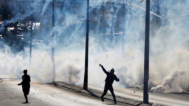 Αμείωτη η ένταση στη Μέση Ανατολή – Η Φατάχ καλεί σε συνέχιση των διαδηλώσεων