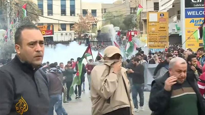 Δακρυγόνα και αντλίες νερού κατά διαδηλωτών στη Βηρυτό – ΦΩΤΟ – ΒΙΝΤΕΟ