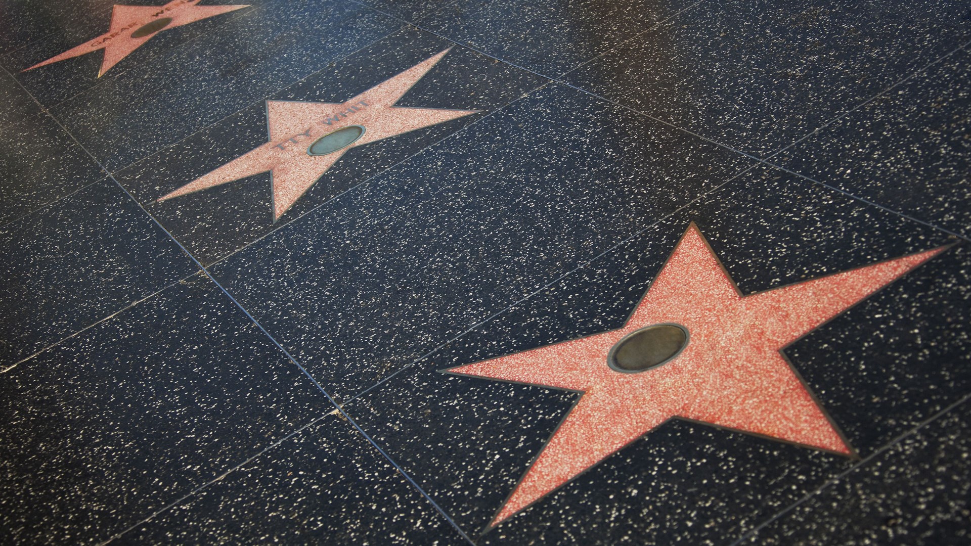 Νέα σεξουαλικό σκάνδαλο στο Χόλιγουντ: Σκηνοθέτης κατηγορείται για τον βιασμό 17χρονου