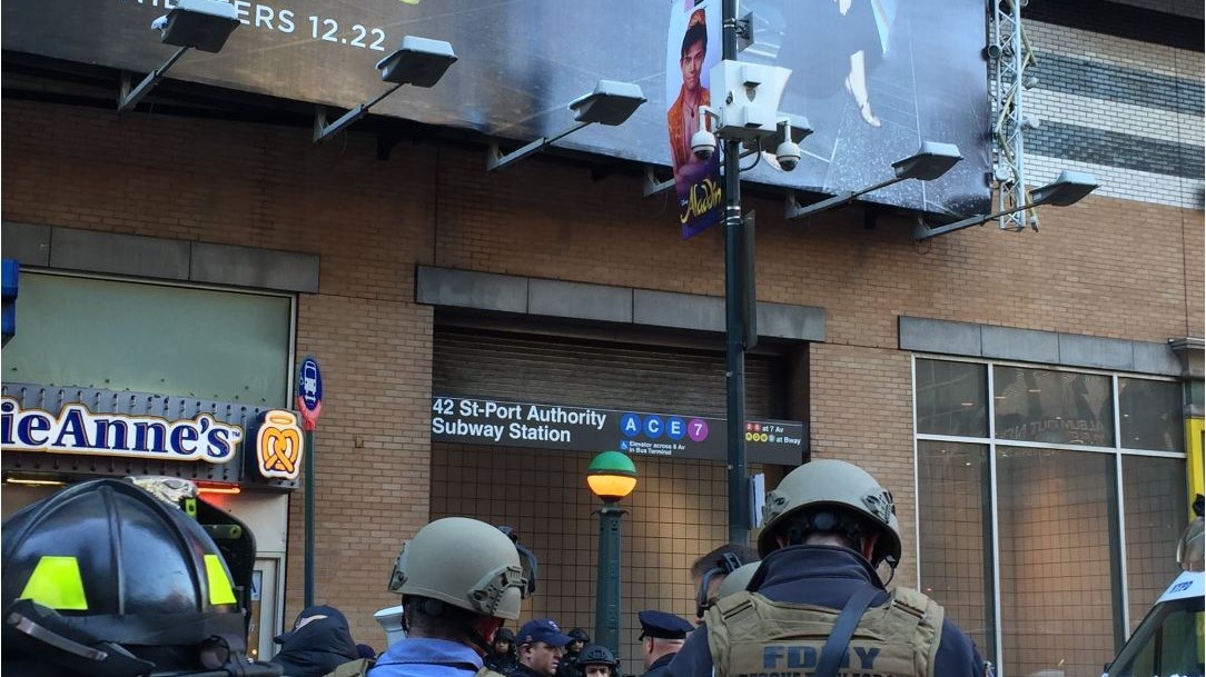 Έσκασε στα χέρια του δράστη ο εκρηκτικός μηχανισμός – ΤΩΡΑ