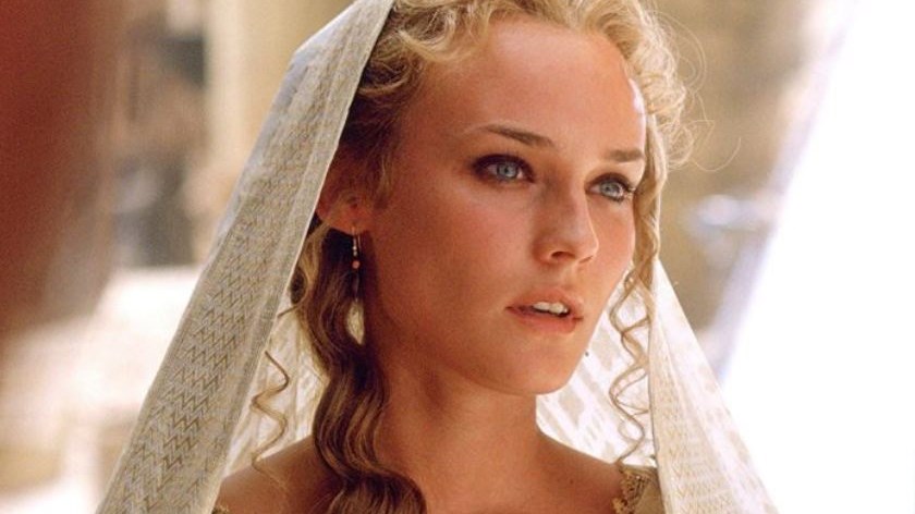 Η “καυτή” ζωή της Ωραίας Ελένης – Σε ηλικία 12 ετών την έκλεψε ο ξάδελφος της