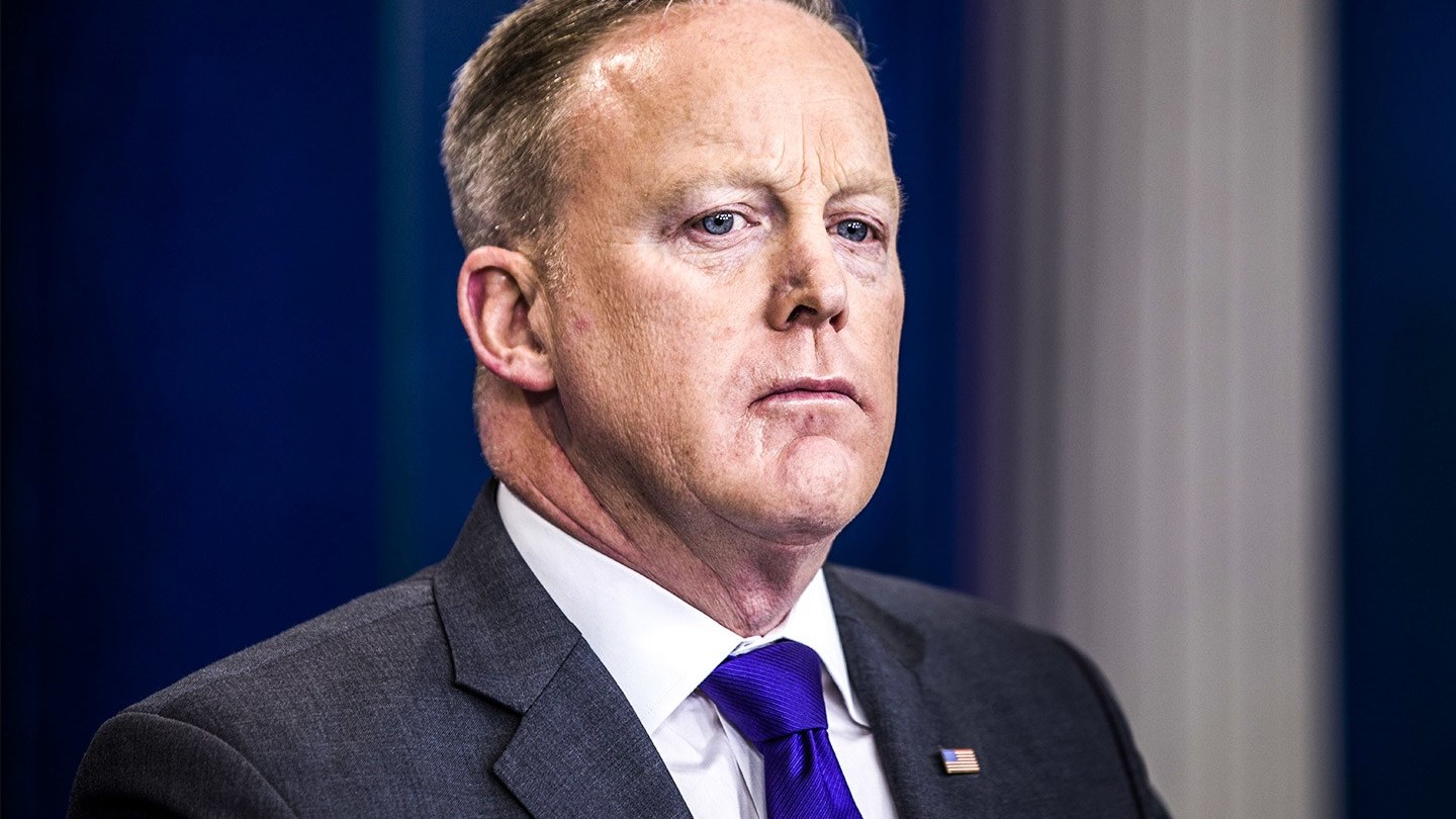 Νέο αποκαλυπτικό βιβλίο από πρώην στενό συνεργάτη του Τραμπ