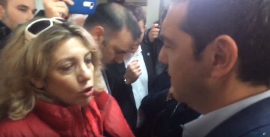 Η αναπάντεχη συνάντηση του Τσίπρα στη Θεσσαλονίκη και το παράπονο της άνεργης μάνας – ΒΙΝΤΕΟ