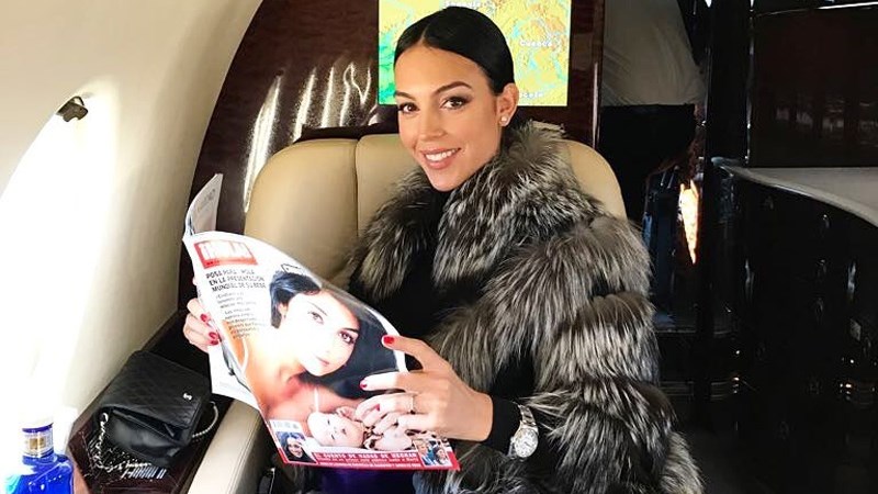 Άγριο κράξιμο στη σύντροφο του Ρονάλντο στα social media – “Πού πας με το… ζώο;”