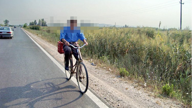Πρόστιμο 200 ευρώ σε ποδηλάτη που βγήκε για ορθοπεταλιές στην… Εθνική Οδό