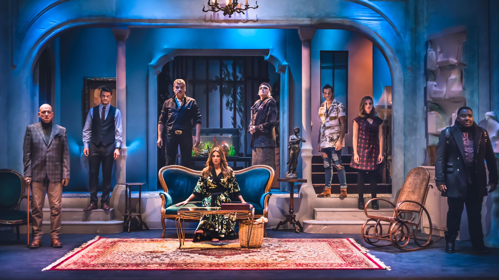 Μπήκαμε πρώτοι στο Γκλόρια και το Δεν μπορώ να μείνω μόνη μου!