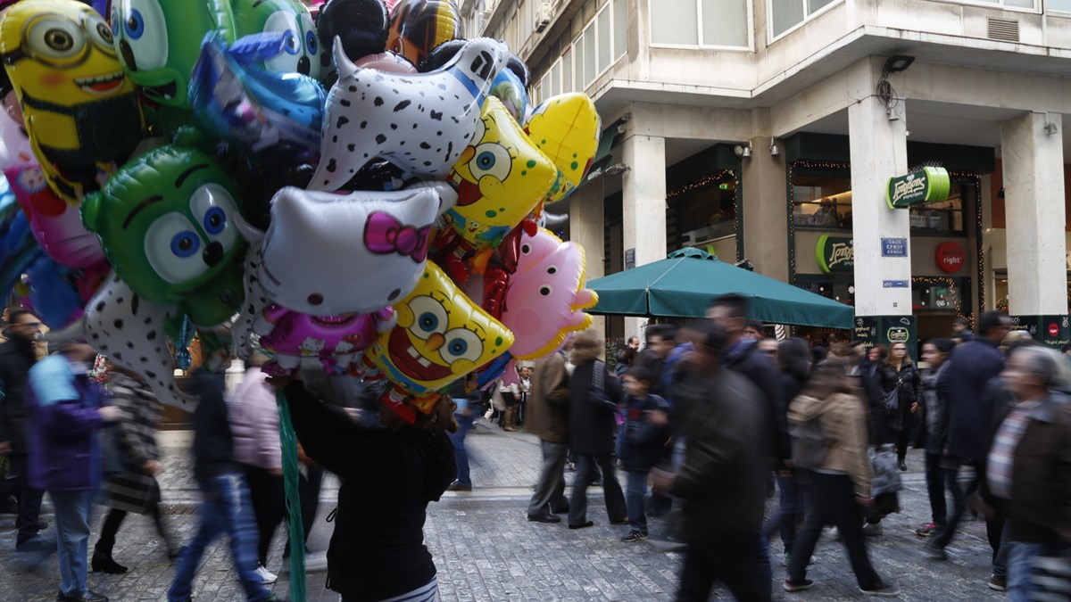 Οι σακούλες με τα ψώνια, η μαθητική εκδρομή και οι γκρίνιες έγιναν talk of the town στο Άργος