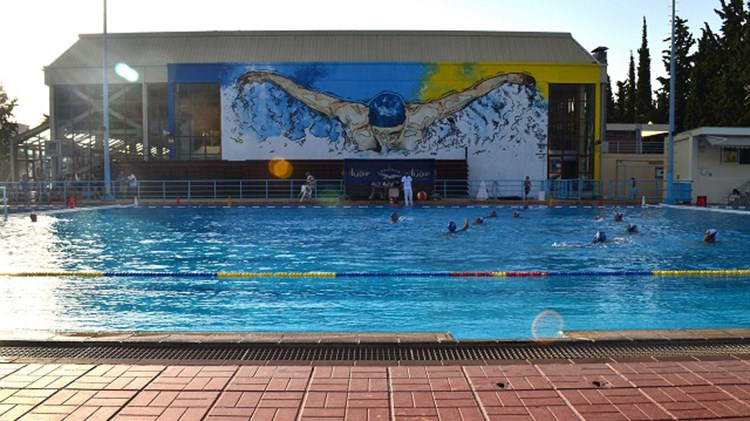 Σοκ στον Βόλο: 52χρονος υπέστη ανακοπή καρδιάς την ώρα αγώνων κολύμβησης