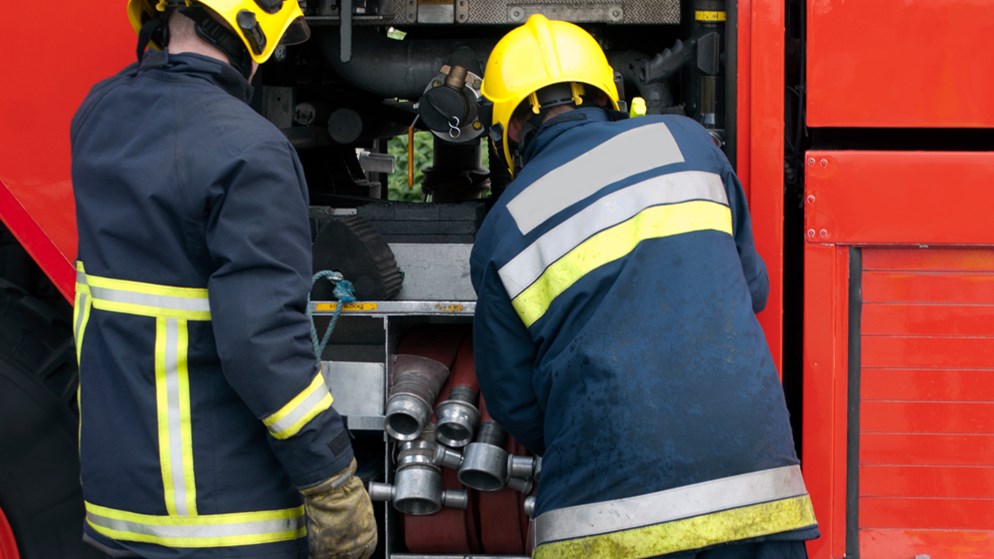 Τραγωδία στην Κατερίνη από πυρκαγιά σε πολυκατοικία – Ένας νεκρός, δύο άτομα χωρίς τις αισθήσεις τους