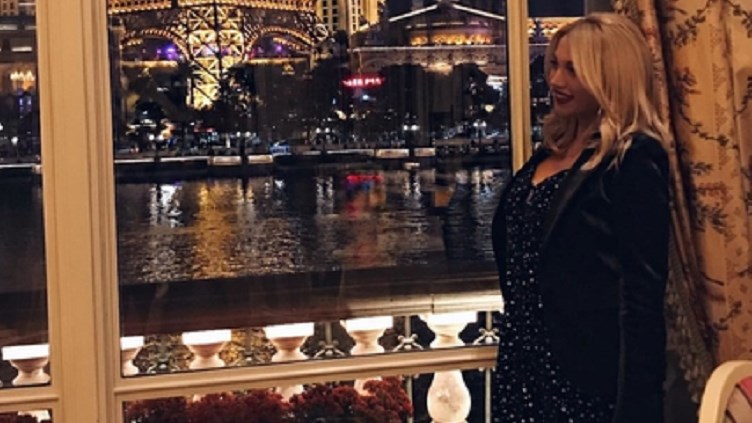 Η αινιγματική φωτογραφία της Σπυροπούλου από το Λας Βέγκας με…μονόπετρο στο χέρι