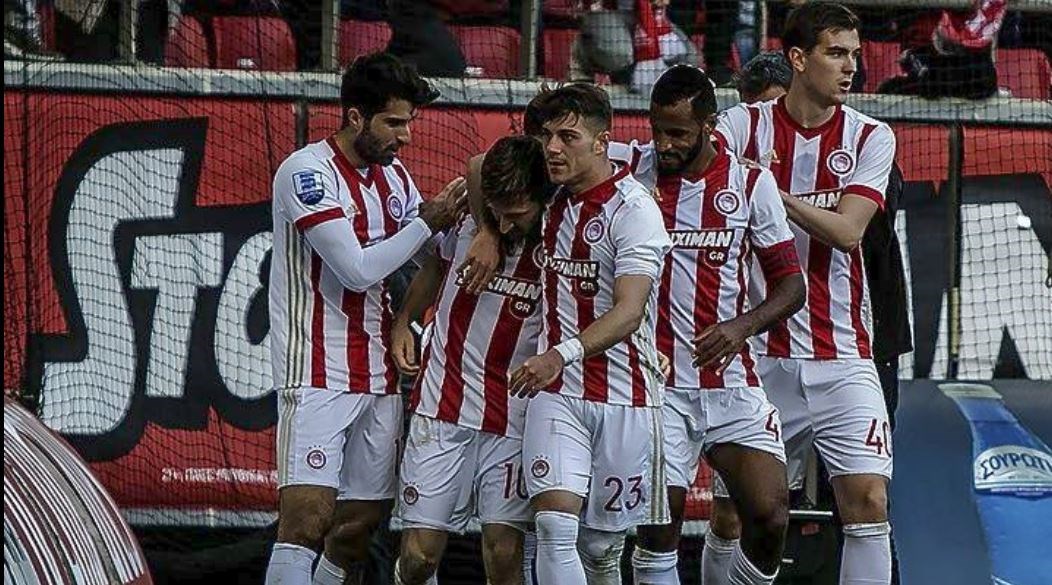 “Κλείδωσε” την πρόκριση ο Ολυμπιακός – Νίκησε 2-0 τον Πλατανιά