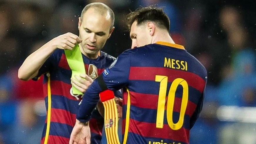 Ο καλύτερος συνδυασμό της χρονιάς – Ινιέστα και Μέσι διδάσκουν ποδόσφαιρο – ΒΙΝΤΕΟ
