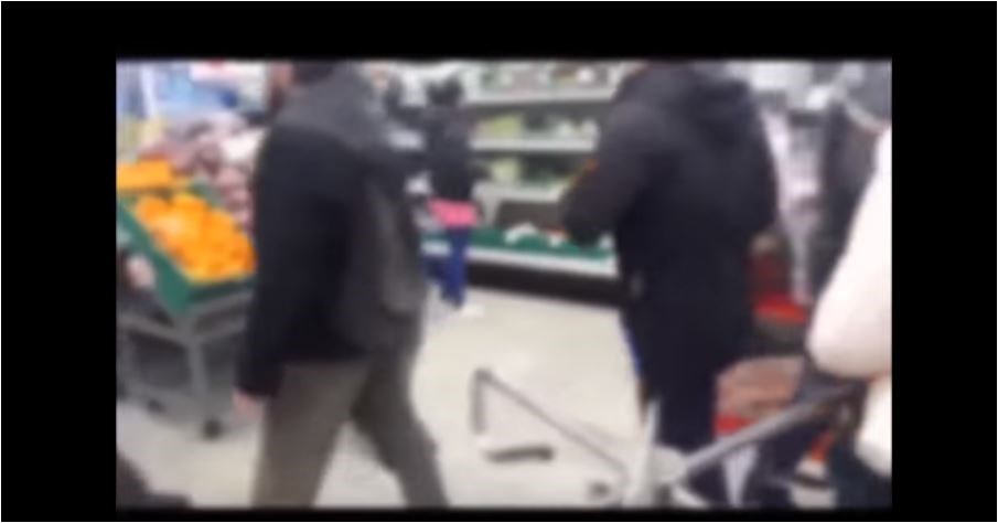 Νέα εισβολή μελών του Ρουβίκωνα σε σούπερ μάρκετ – ΒΙΝΤΕΟ