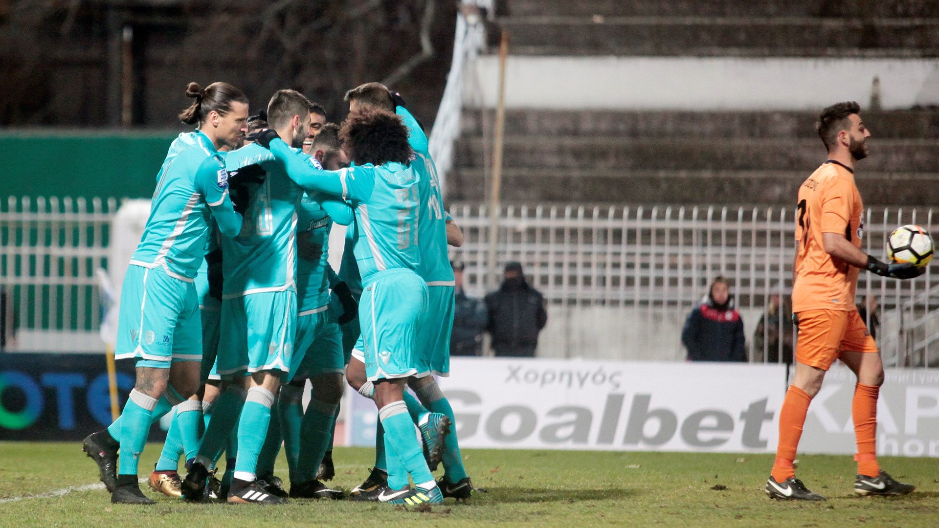 “Καθάρισε” από το πρώτο ματς την πρόκριση ο ΠΑΟΚ – Συνέτριψε 5-1 τα Τρίκαλα