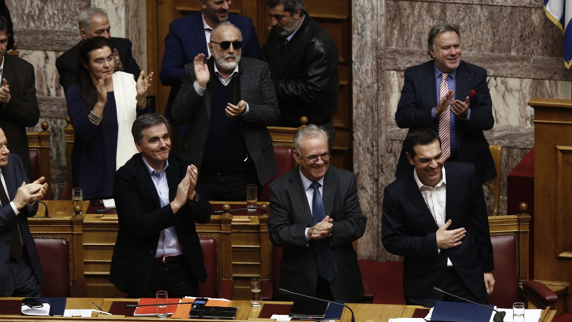 “Πέρασε” με 153 ΝΑΙ ο προϋπολογισμός του 2018 – Οι καβγάδες, ο Αϊνστάιν και οι…10 πληγές του Φαραώ – ΒΙΝΤΕΟ