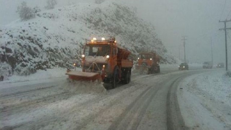 Χιονίζει στη Λαμία – Πού χρειάζονται αλυσίδες – ΦΩΤΟ- ΒΙΝΤΕΟ