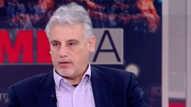 Συντετριμμένος ο Κώστας Πουλακίδας με τον θάνατο του Δημήτρη Αλειφερόπουλου – ΒΙΝΤΕΟ