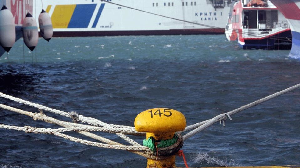 Προβλήματα στα δρομολόγια των πλοίων λόγω των ισχυρών ανέμων