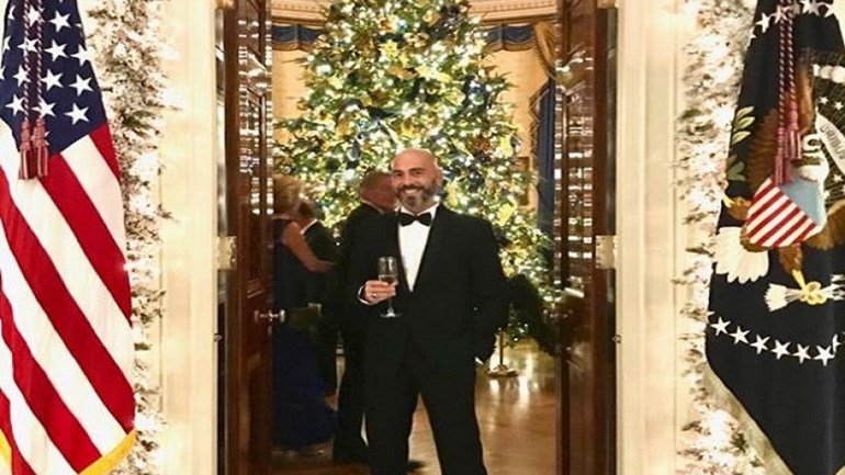 Όταν ο Βαλάντης φωτογραφήθηκε με τον Ντόναλντ Τραμπ και τη Μελάνια στον Λευκό Οίκο- ΦΩΤΟ