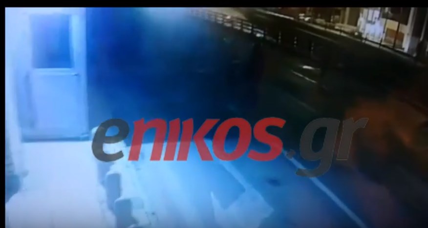 Καρέ-καρέ η επίθεση του Ρουβίκωνα στην πρεσβεία του Ισραήλ – ΑΠΟΚΛΕΙΣΤΙΚΟ ΒΙΝΤΕΟ