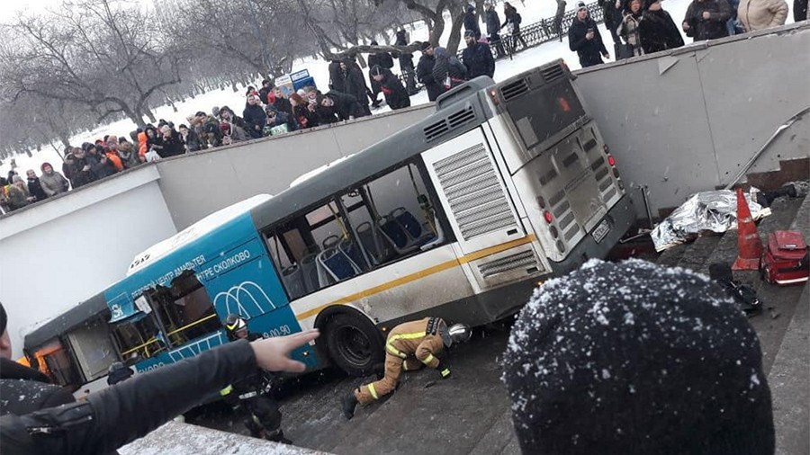 Συνελήφθη ο οδηγός του λεωφορείου που σκόρπισε τον θάνατο στη Ρωσία