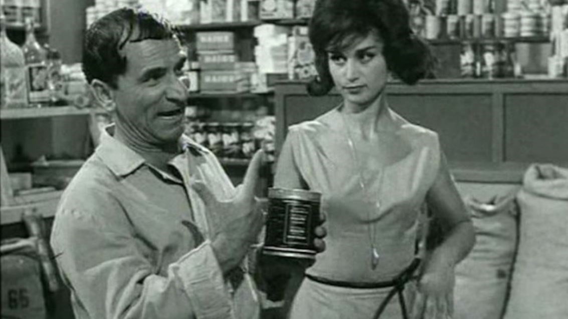 Θυμάστε την “Φιφίκα” του “Ζήκου”; – Δείτε πως είναι σήμερα στα 83 της – ΦΩΤΟ