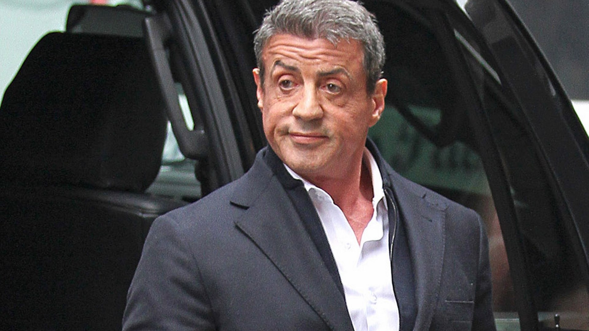 Στην αντεπίθεση ο Σταλόνε – Απαντά με μήνυση στη γυναίκα που καταγγέλλει ότι την βίασε