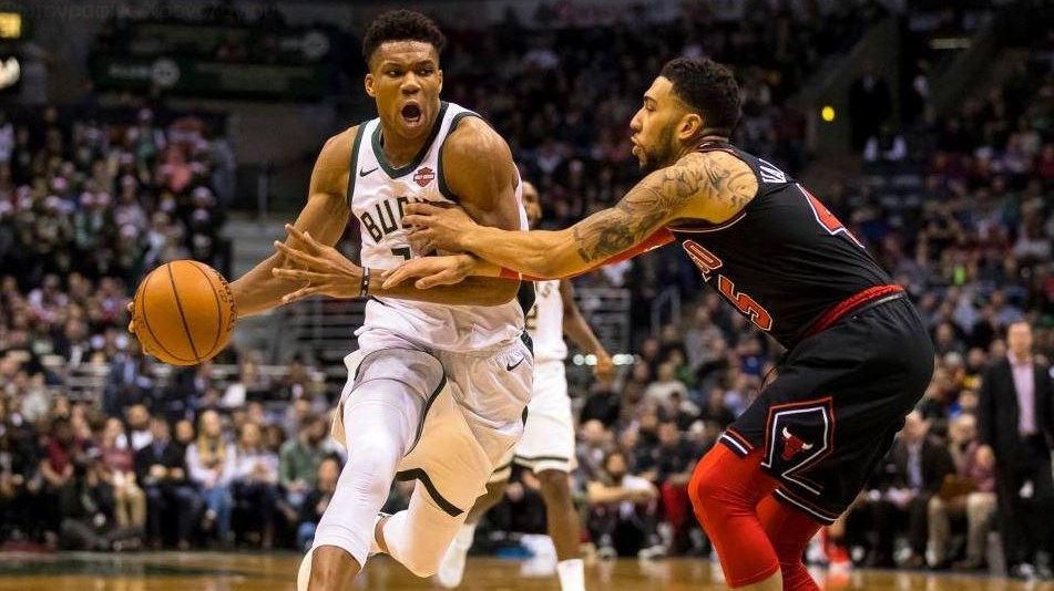 Οι «ταύροι» κάρφωσαν τον Αντετοκούνμπο – Ήττα για τους Μπακς