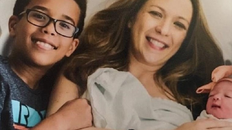 Διάσημος σεφ ξεκλήρισε την οικογένειά του – Το βίντεο με τον γιο του που ανέβασε στο Facebook λίγο πριν από το μακελειό