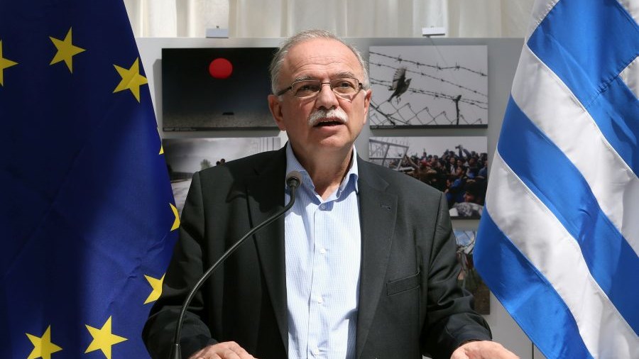 Παπαδημούλης: Μυρίζει ρατσισμό η λογική «κοινωνικό μέρισμα μόνο για Έλληνες»