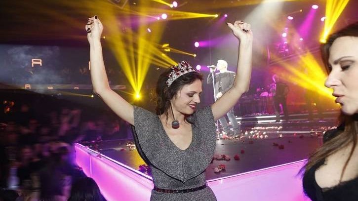 Το γλέντι της Ραμόνας στα μπουζούκια – ΦΩΤΟ