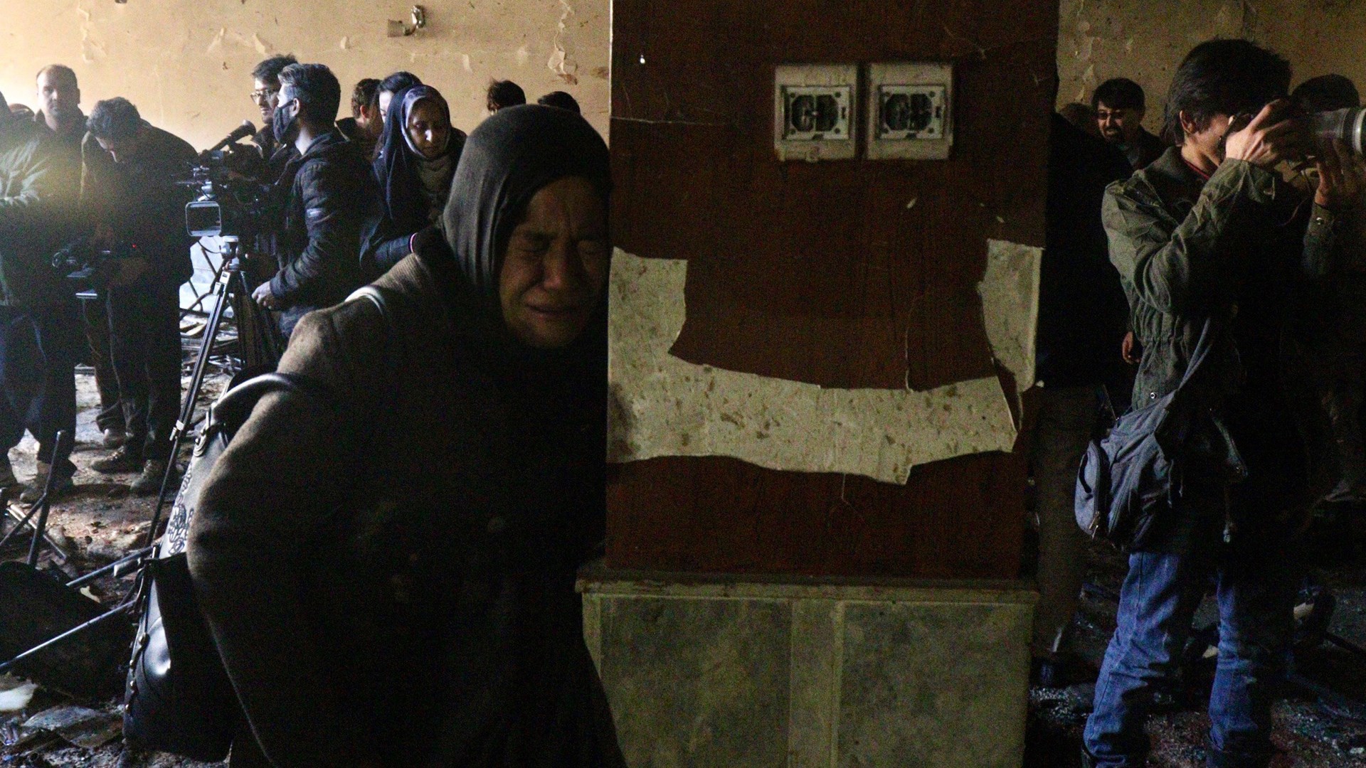 Το Ισλαμικό Κράτος ανέλαβε την ευθύνη για την επίθεση καμικάζι σε ειδησεογραφικό πρακτορείο στην Καμπούλ