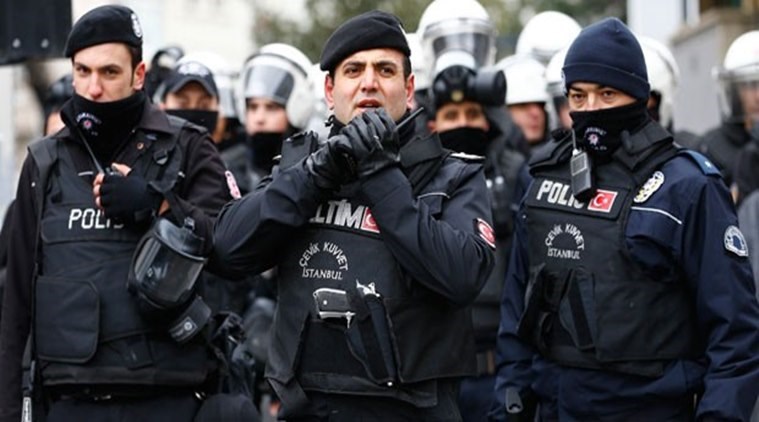 “Αστακός” η Κωνσταντινούπολη ενόψει Πρωτοχρονιάς – 41.000 αστυνομικοί στους δρόμους