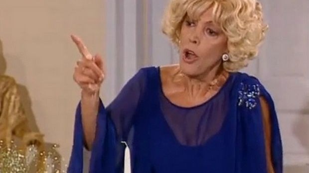 Ήσουν φαν των «Δύο Ξένων»; – 14 ερωτήσεις για να το αποδείξεις