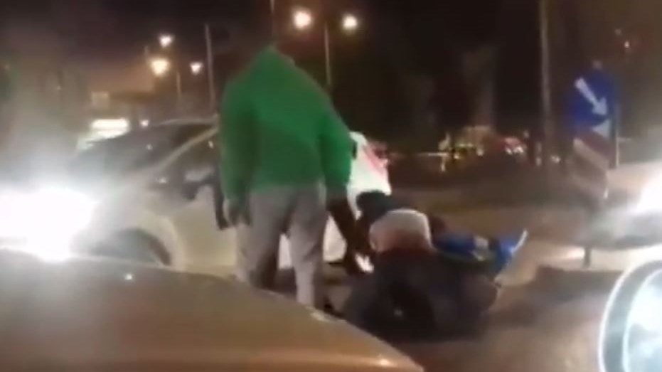 Άγριο ξύλο μεταξύ οδηγών στην Πάτρα – ΒΙΝΤΕΟ