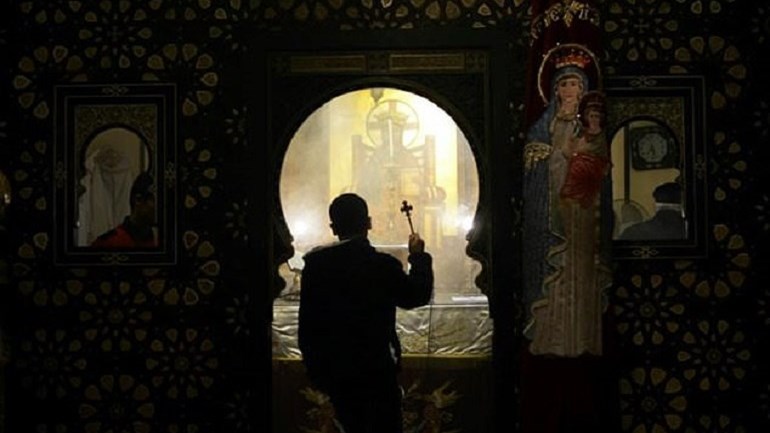 Στους 5 οι νεκροί της επίθεσης σε εκκλησία Κοπτών στο Κάιρο