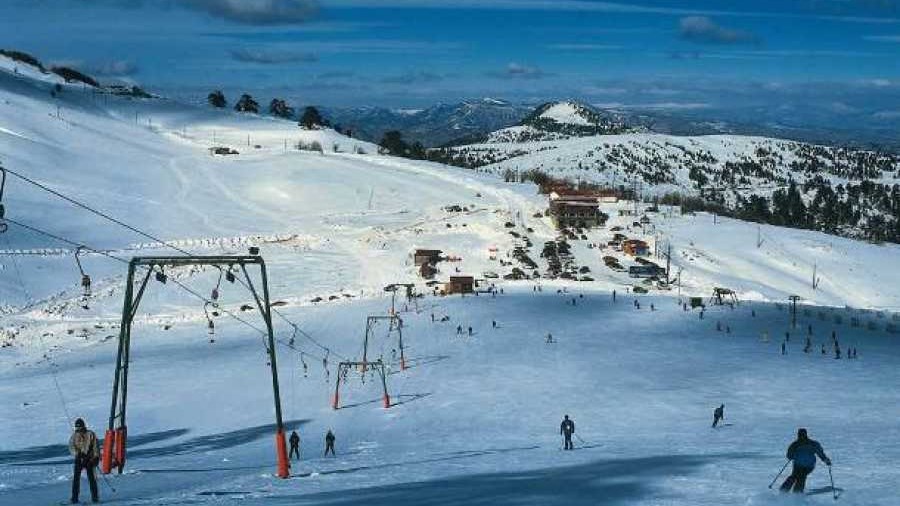 Γιος πασίγνωστου γιατρού ο 30χρονος που καταπλακώθηκε από χιονοστιβάδα στη Βασιλίτσα – Παιδίατρος η μάνα του – ΒΙΝΤΕΟ