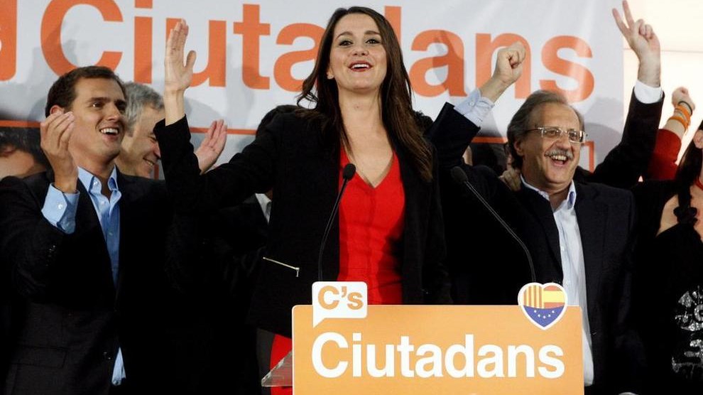 Η νικήτρια των καταλανικών εκλογών: Ο κ. Πουτζντεμόν θέλει να είναι πρόεδρος μέσω… Ίντερνετ και Whatsapp”