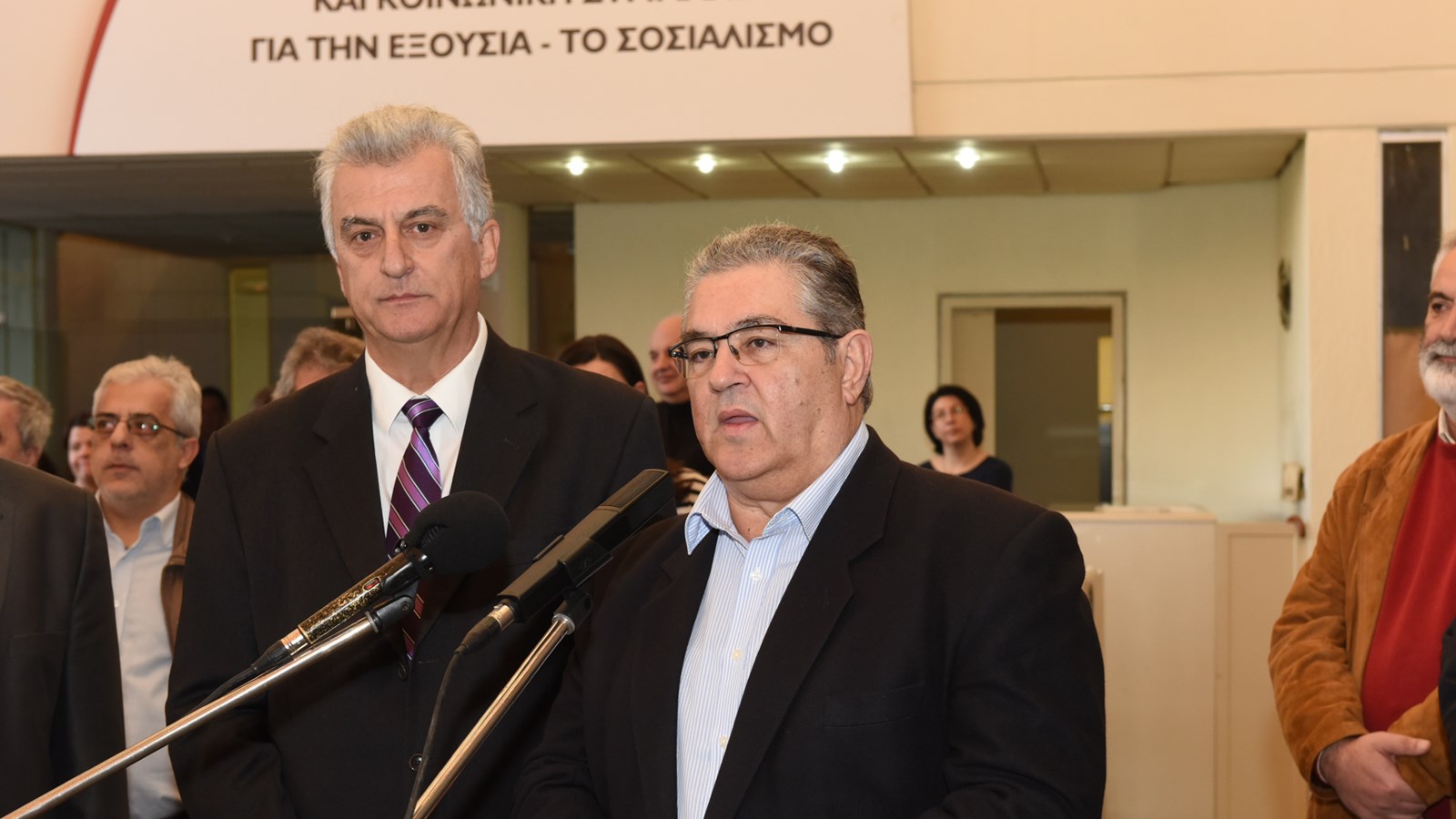 Κουτσούμπας: Το 2018 πρέπει να γίνει η χρονιά που θα ανατείλει η ελπίδα – ΒΙΝΤΕΟ